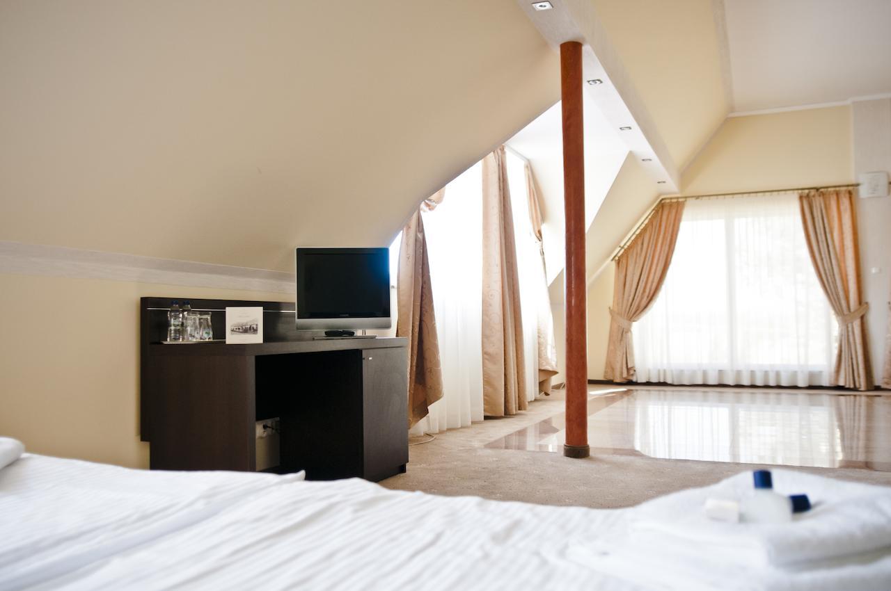 Hotel Olenka Szydlowiec Room photo