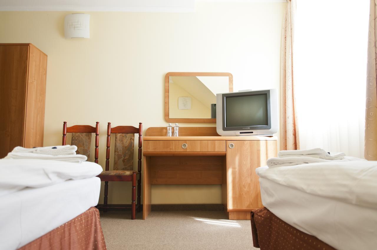 Hotel Olenka Szydlowiec Room photo